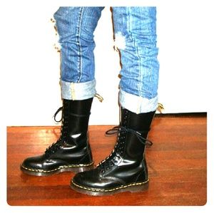 Dr Martens 1940 5400 14 eye boots